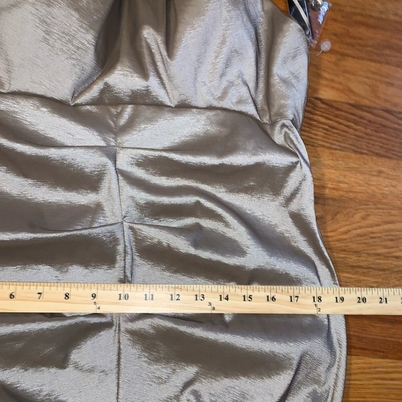 R & M Richards NWT size 14 plus size Mermaid Metallic Taupe Formal Gown wedding - Picture 14 of 15